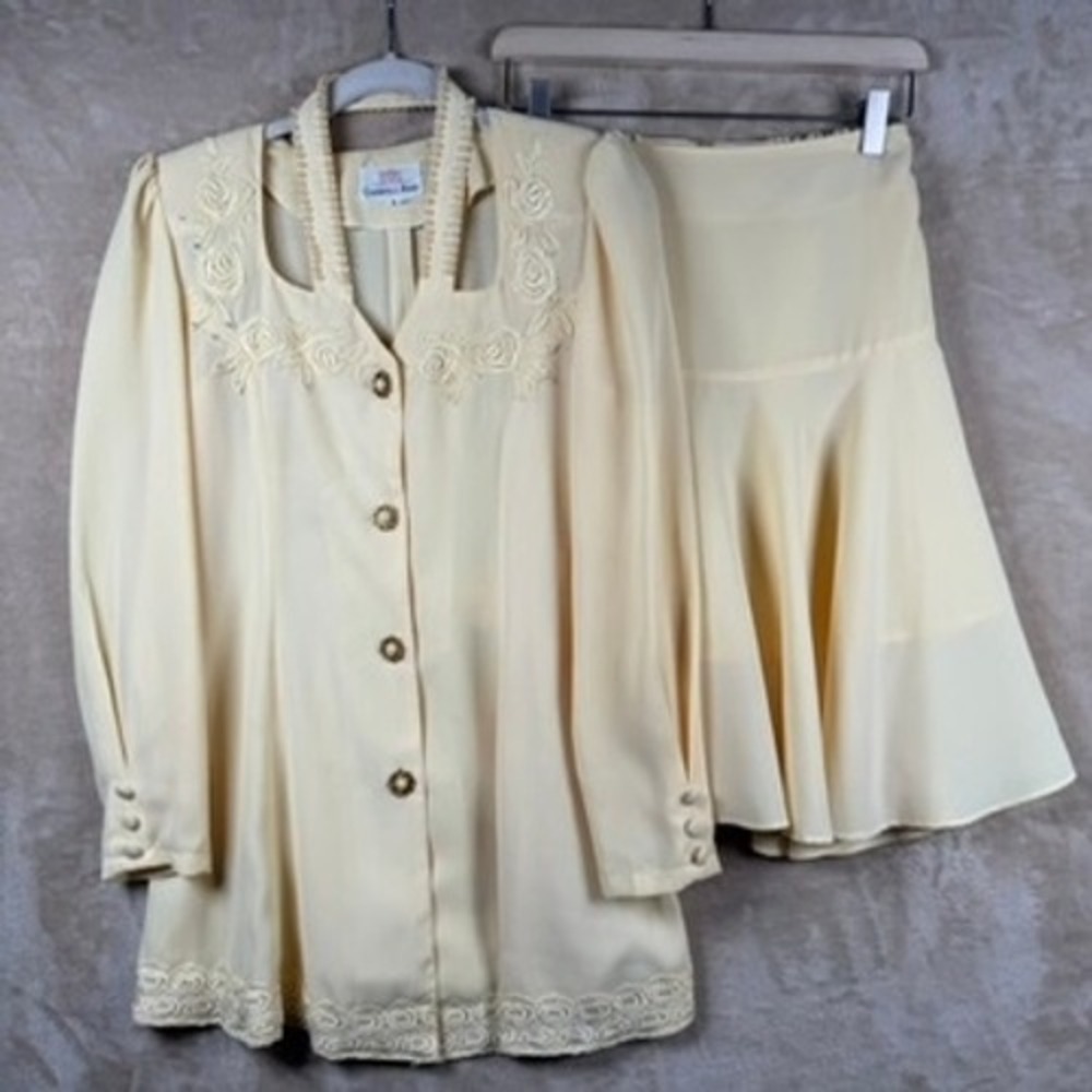 Carroll Reed Vintage Skirt Set Cream Yellow Lace Pearl Detail Size 11